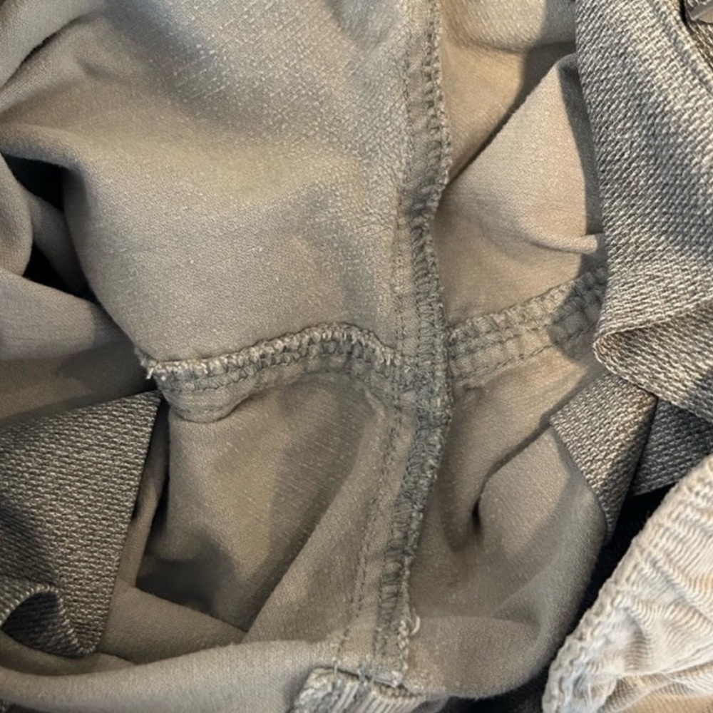 Vuori Men's Gray Corduroy Drawstring Pants - Picture 12 of 13
